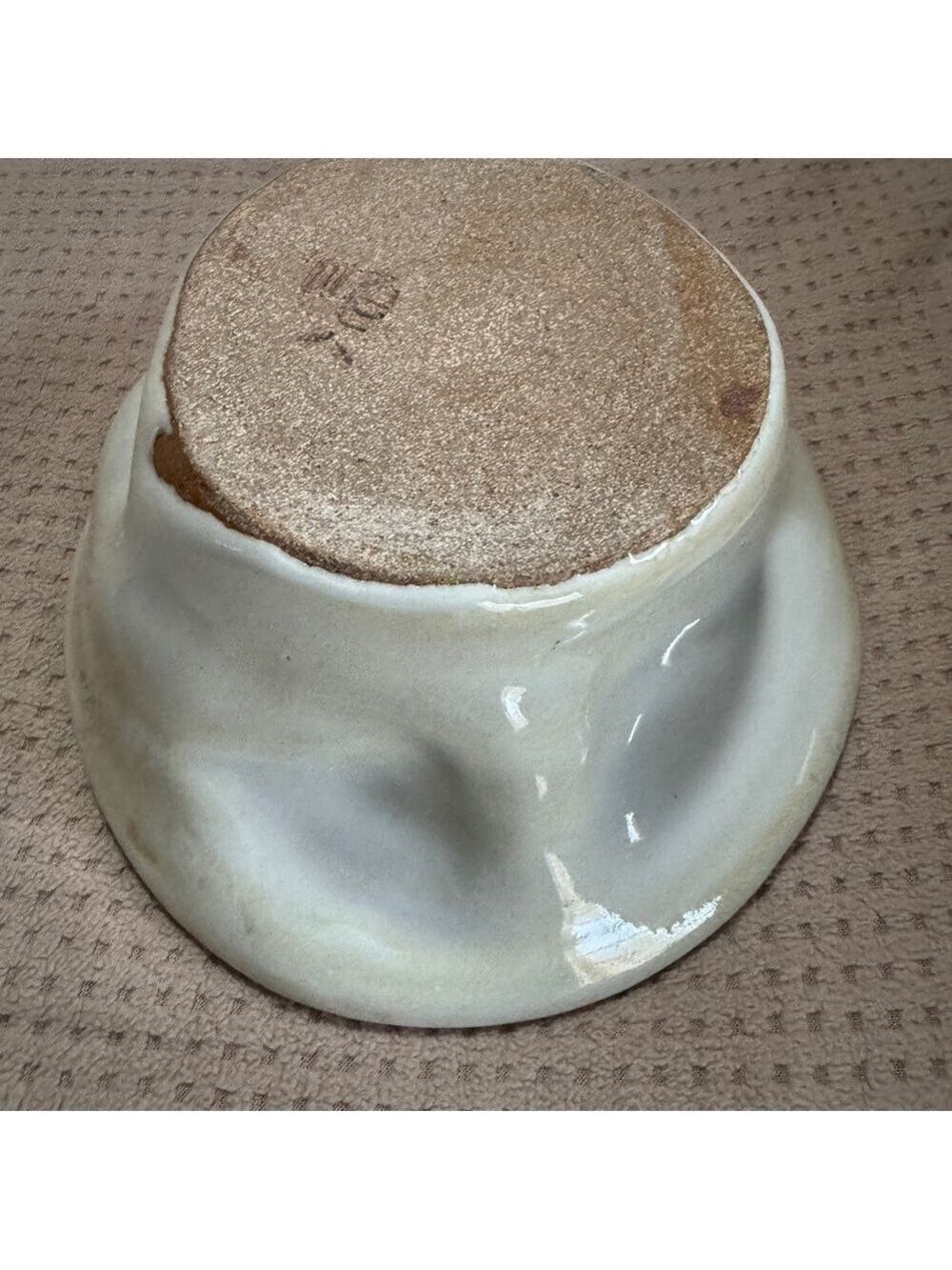 Handmade Stoneware Pottery Bowl - Picture 5 of 7
